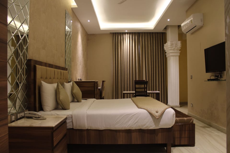 Family Studio | Premium bedding, memory foam beds, minibar, in-room safe