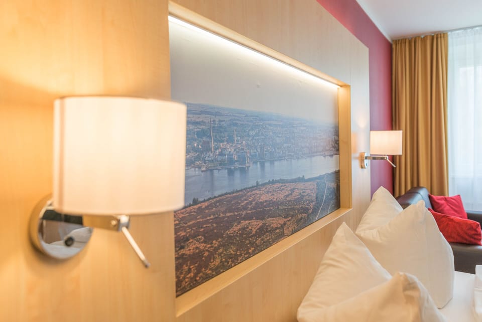 Superior Double Room, Non Smoking | Hypo-allergenic bedding, in-room safe, desk, laptop workspace