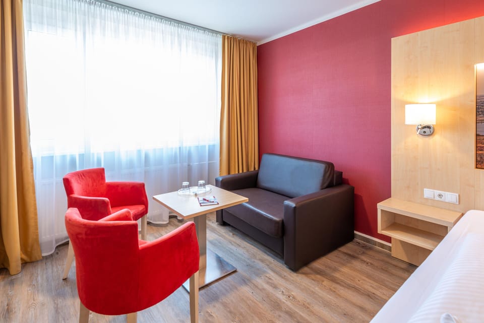 Superior Double Room, Non Smoking | Hypo-allergenic bedding, in-room safe, desk, laptop workspace