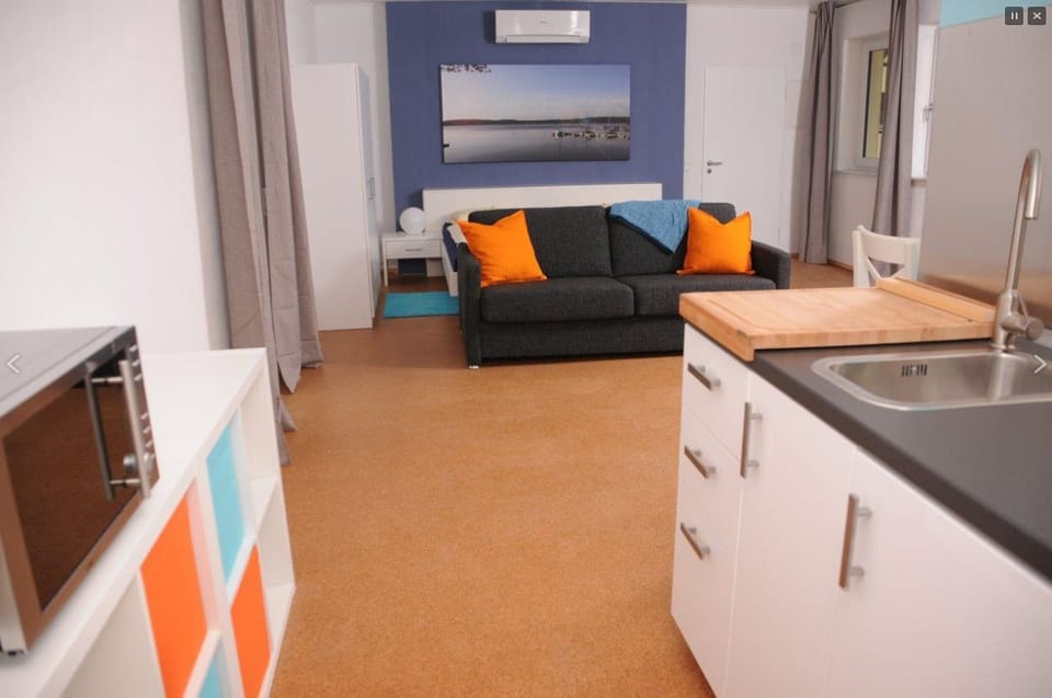 Apartment (Waterlounge) | 1 bedroom, hypo-allergenic bedding, free minibar items
