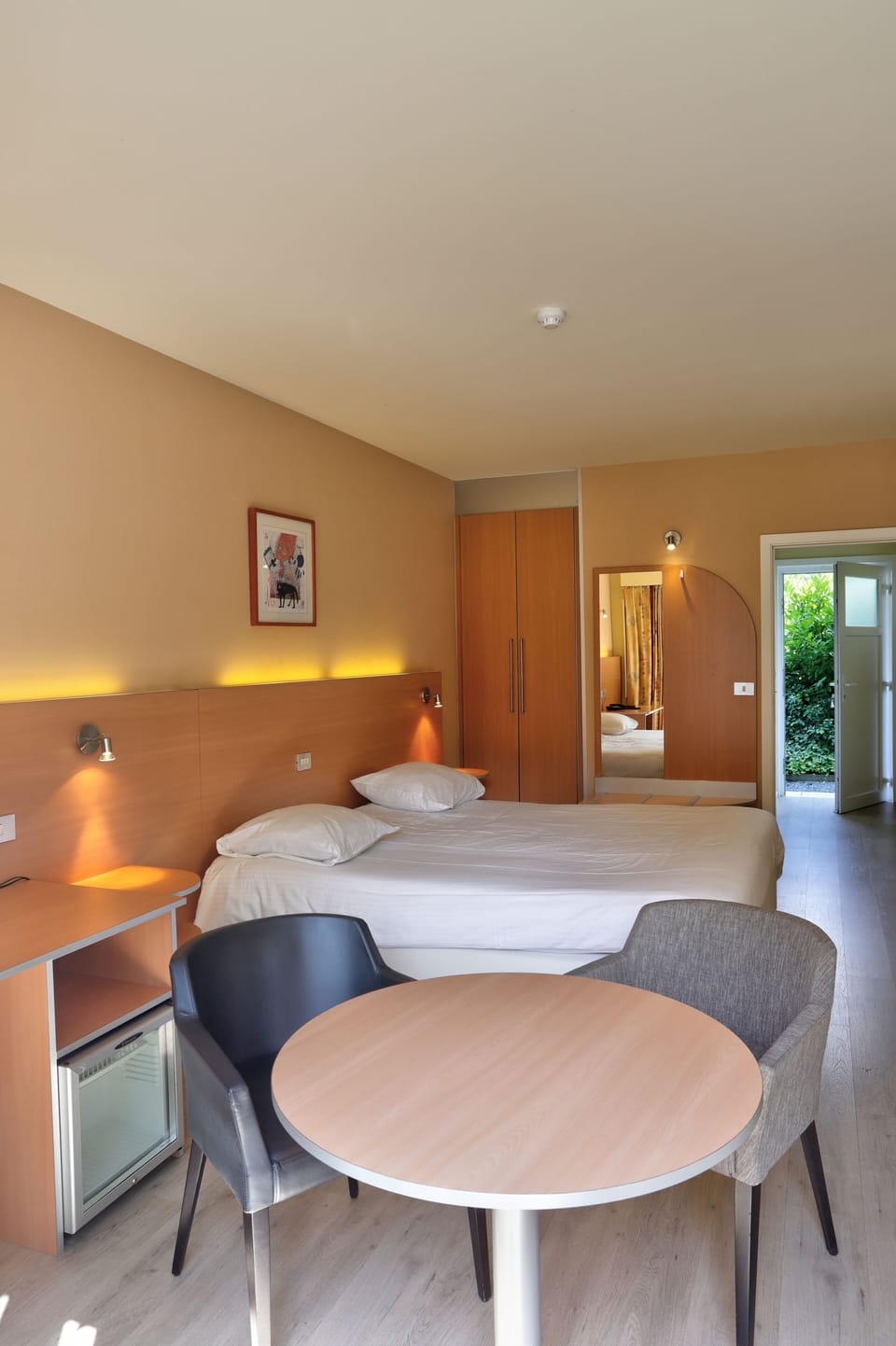 Standard Double Room | Desk, free WiFi, bed sheets