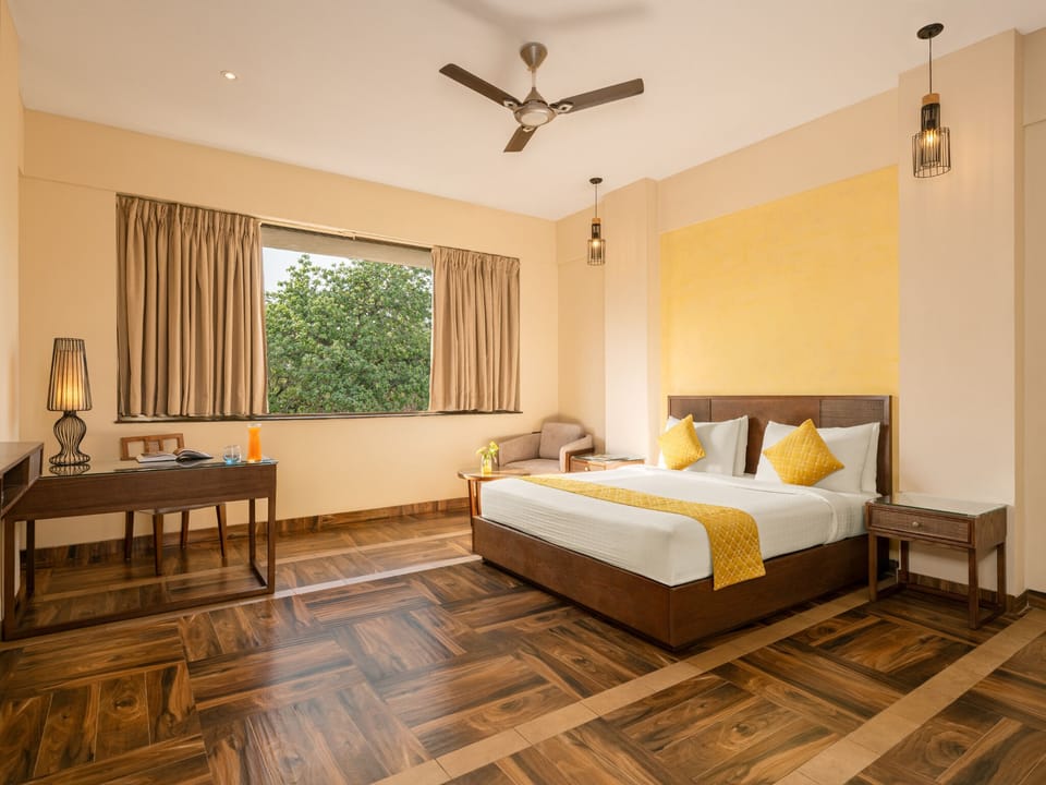 Deluxe Double Room | Premium bedding, minibar, in-room safe, desk