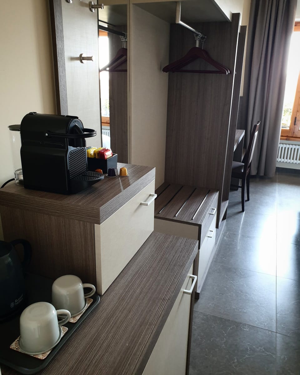 Superior Double or Twin Room | Room amenity