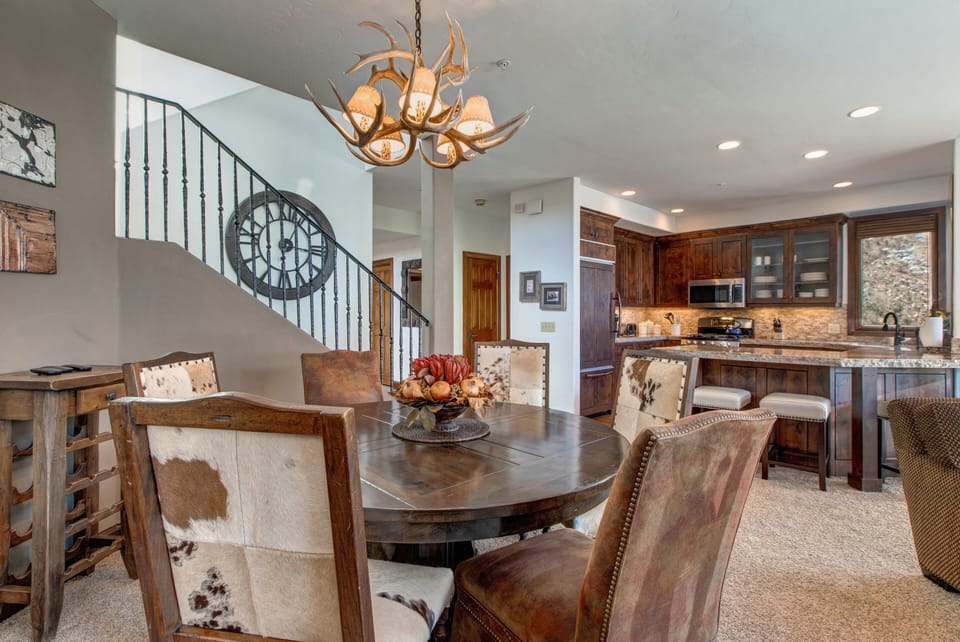 Dining Room and Kitchen