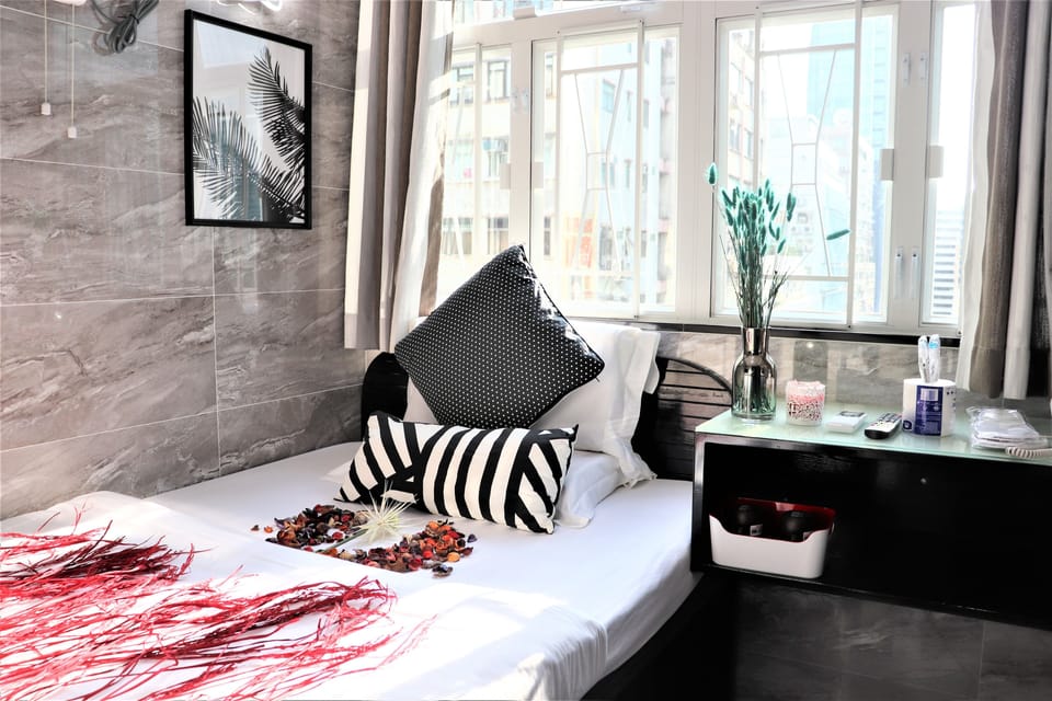 Desk, blackout drapes, free WiFi, bed sheets