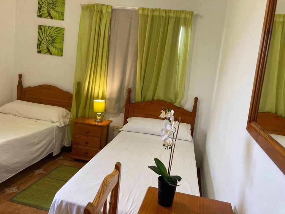 Double Room | Free cribs/infant beds, free WiFi