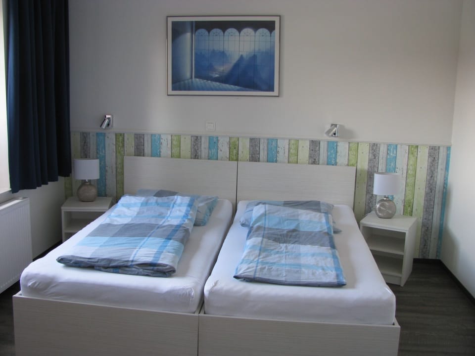 Basic Double or Twin Room | Hypo-allergenic bedding, individually furnished, desk