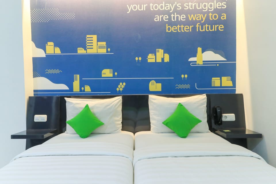 Deluxe Room | Desk, free WiFi, bed sheets