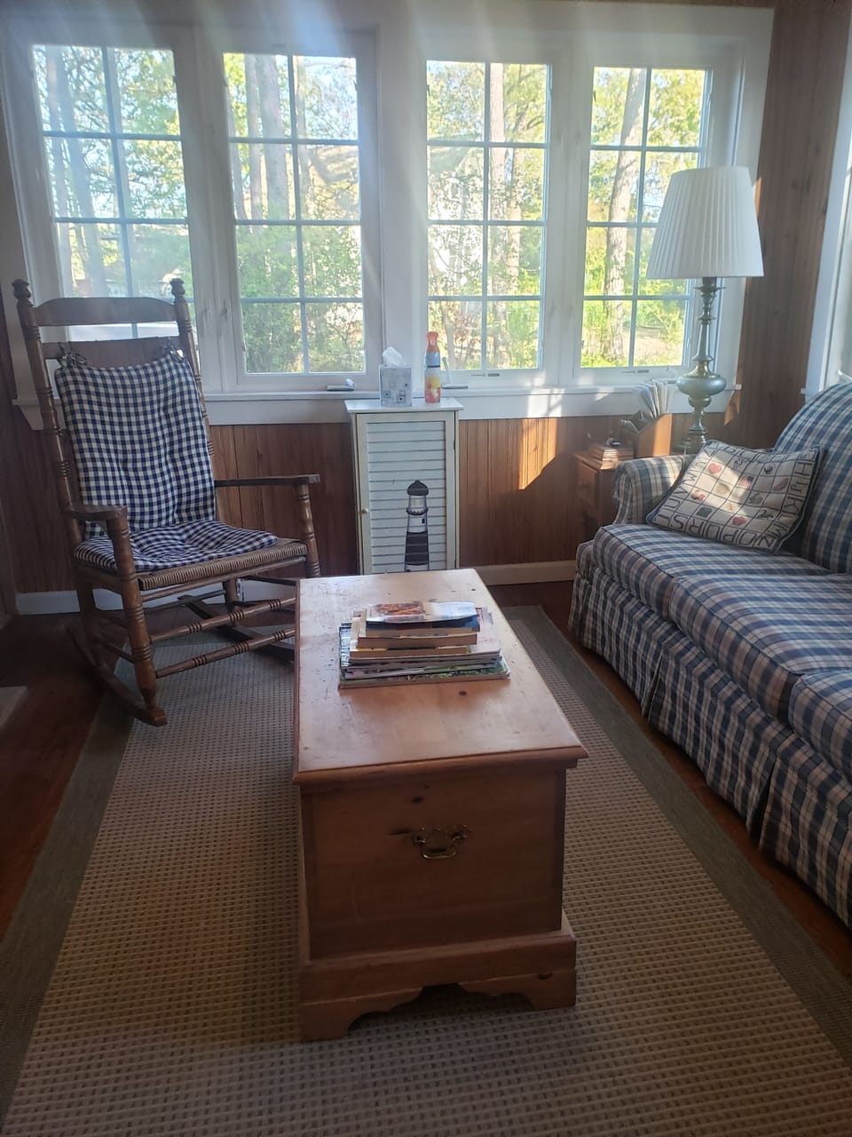 Sitting room 2
