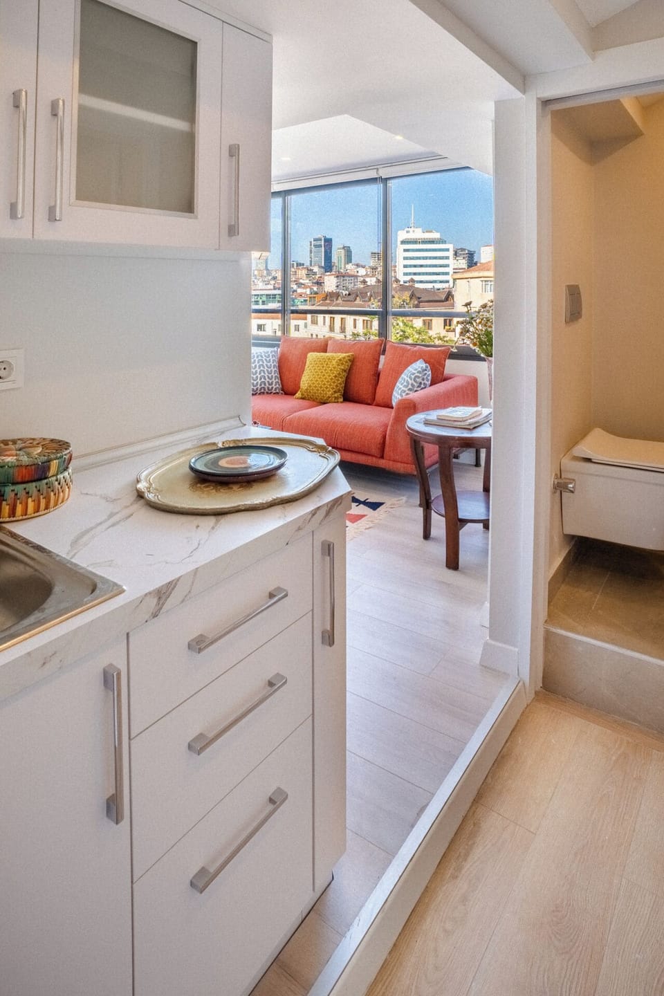 City Duplex, 2 Bedrooms, City View | Premium bedding, in-room safe, desk, laptop workspace