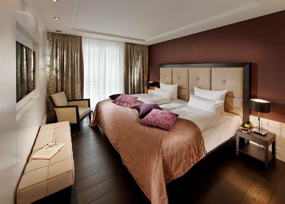 Minibar, in-room safe, desk, soundproofing