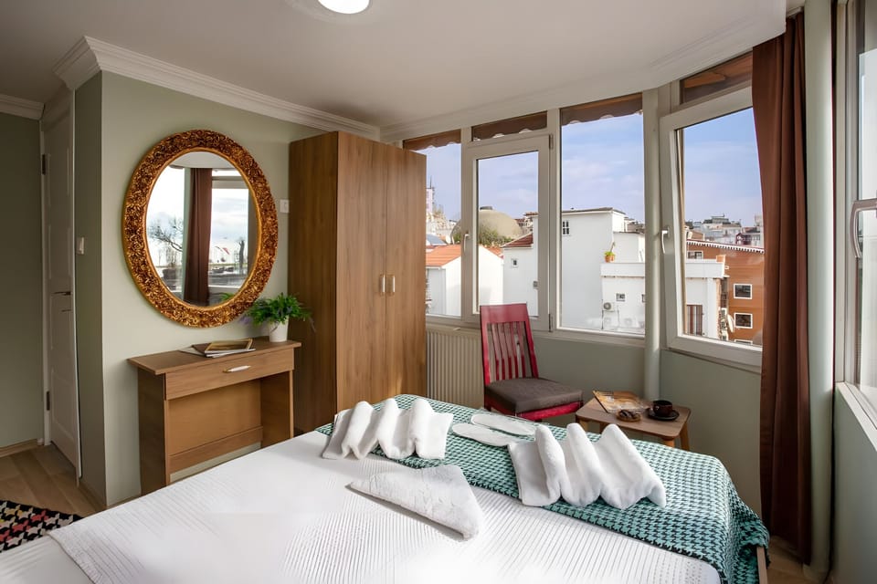 Deluxe Double Room | Egyptian cotton sheets, premium bedding, pillowtop beds, minibar