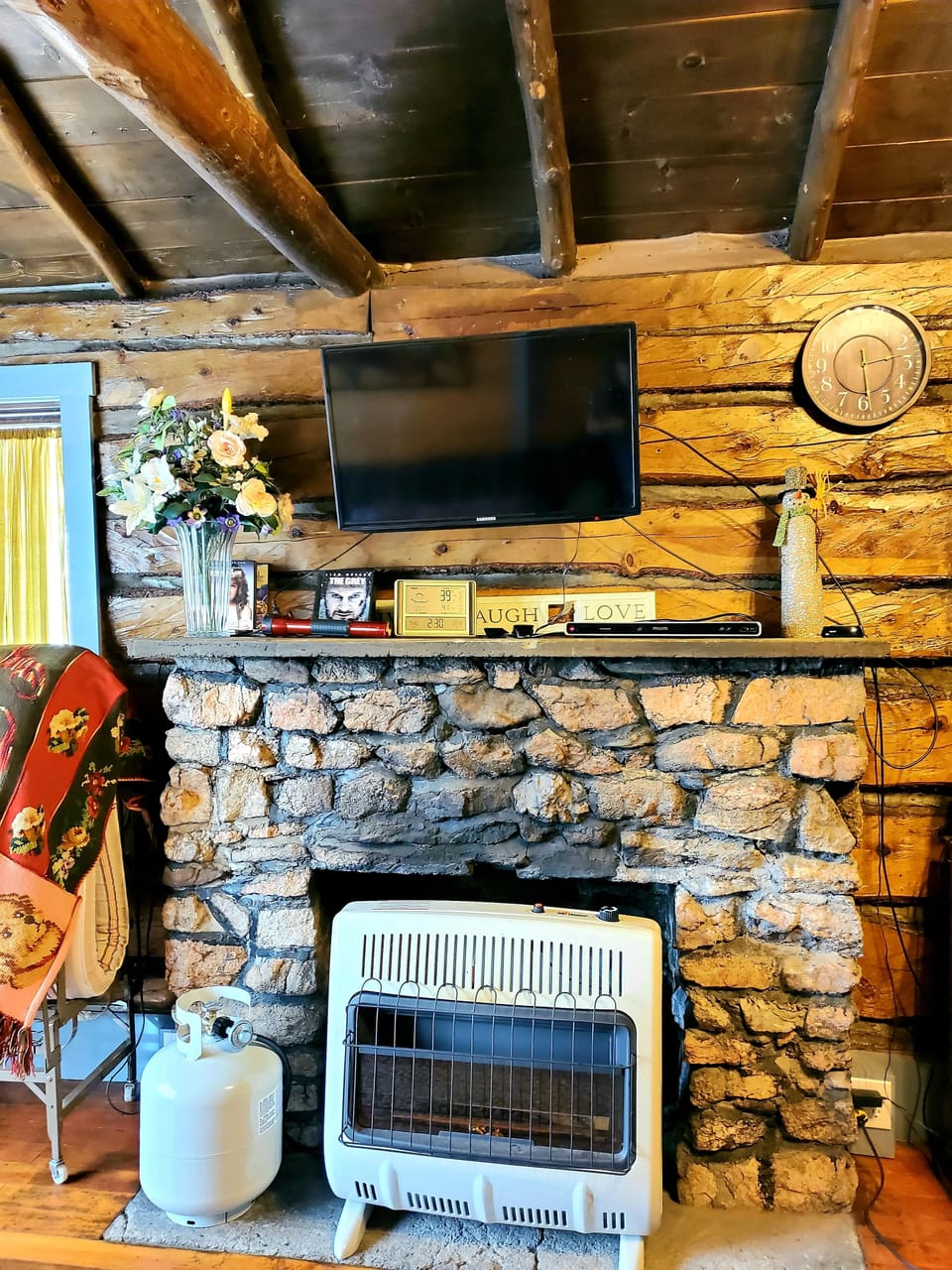 Fireplace (working) and TV