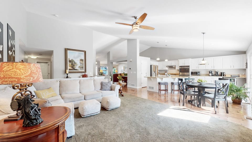 Open concept family room and kitchen area.