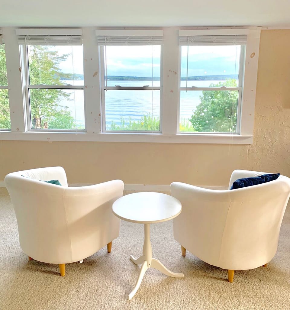 Living room ocean view