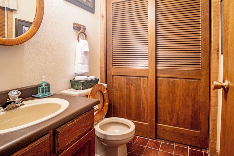 First floor powder room