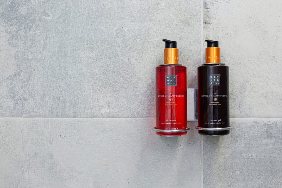 Bathroom amenities