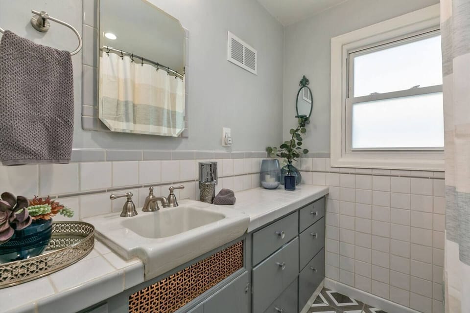 Main floor bathroom has a shower and tub!