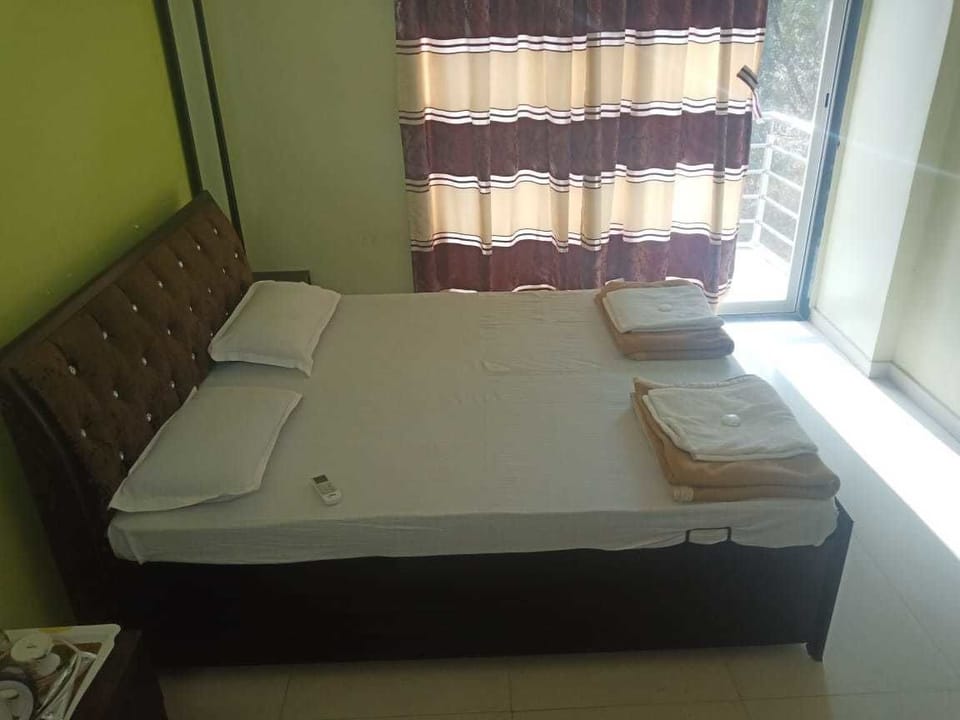 Deluxe Double Room | In-room safe, rollaway beds