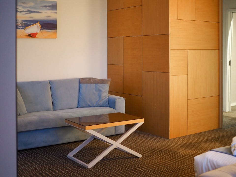 The 1 Suite Junior (Sea View) | Minibar (some free items), in-room safe, desk, blackout drapes