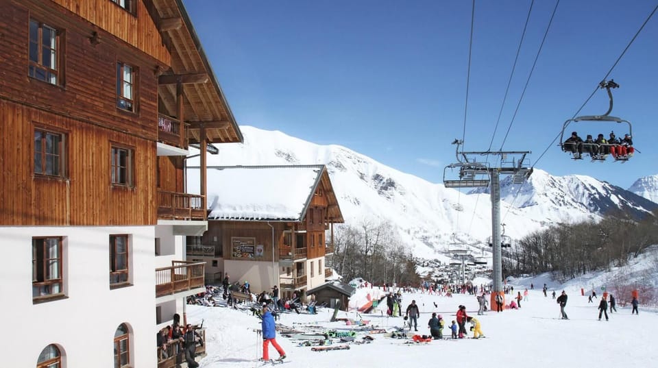 Snow and ski sports