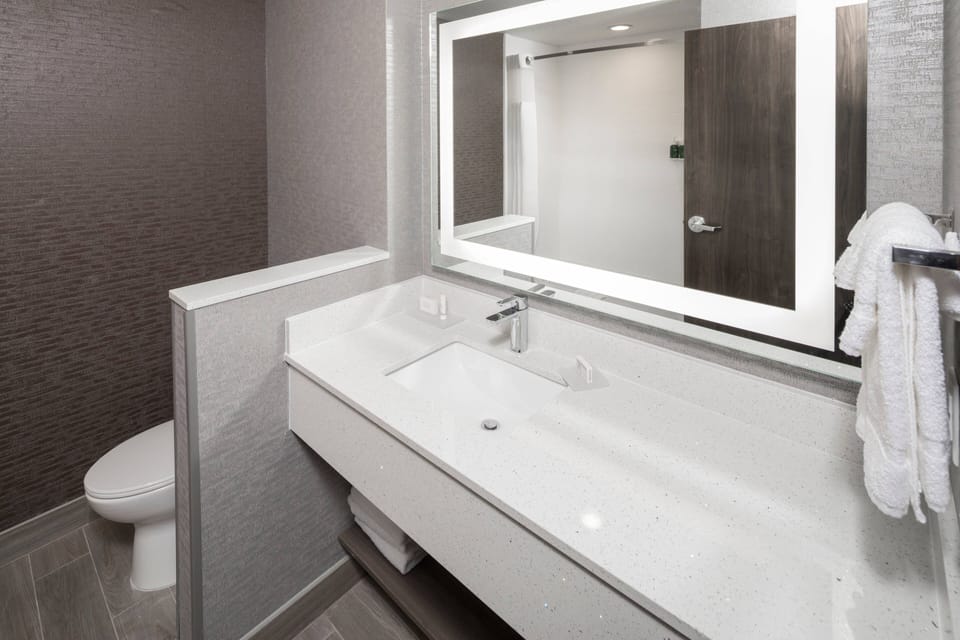 Free toiletries, hair dryer