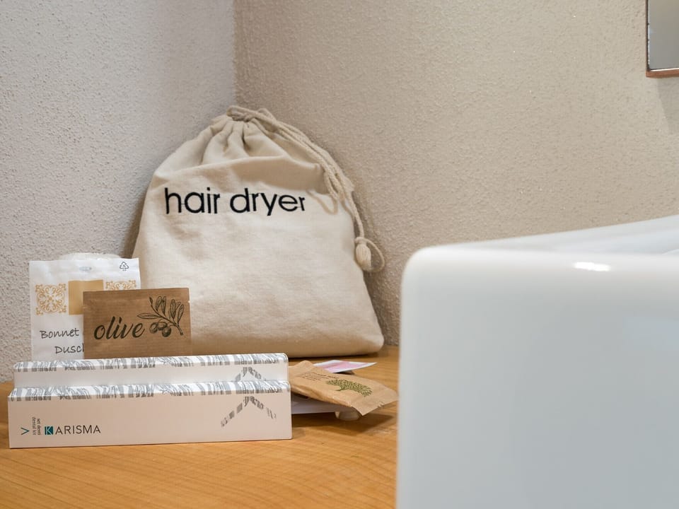 Classic Double Room (El Lac) | Bathroom | Shower, rainfall showerhead, free toiletries, hair dryer