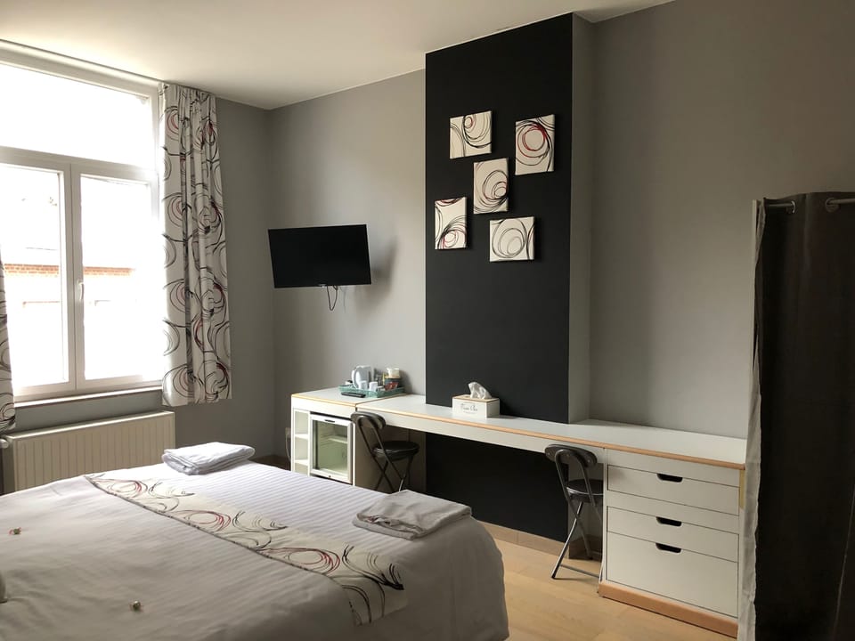 Family Room (Standard) | Premium bedding, minibar, individually decorated, individually furnished
