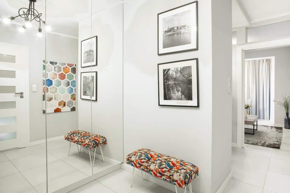 Cosy and functional, air conditioned one bedroom apartment, where the guests can enjoy short and long stays.