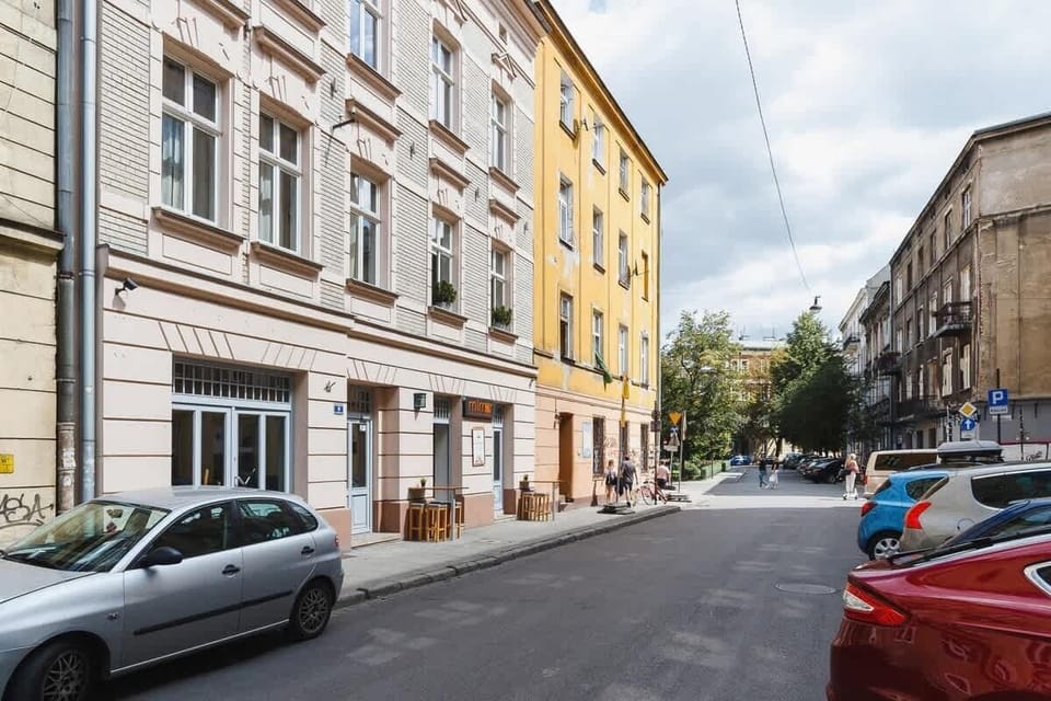 The apartment's surroundings. 
