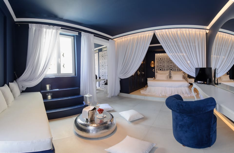 Honeymoon Suite, Jetted Tub, Sea View | Minibar, in-room safe, individually decorated, individually furnished