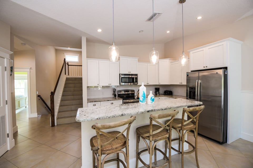 Kitchen and Bar