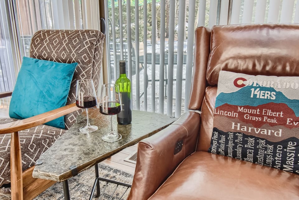 Townhome, 4 Bedrooms | Living area