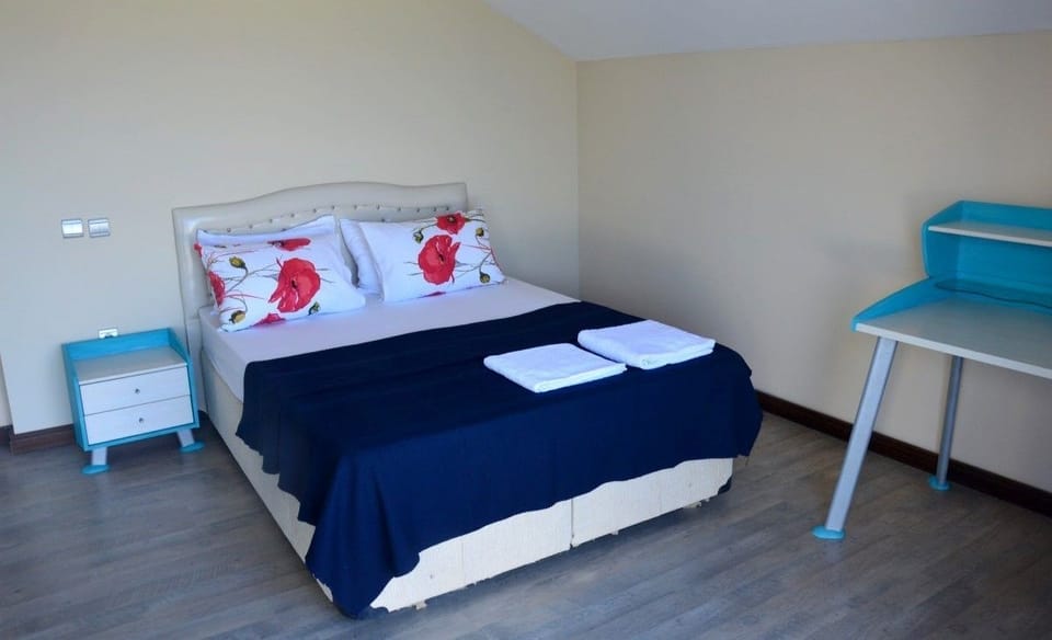 Junior Room, Terrace, Sea View | Desk, free WiFi