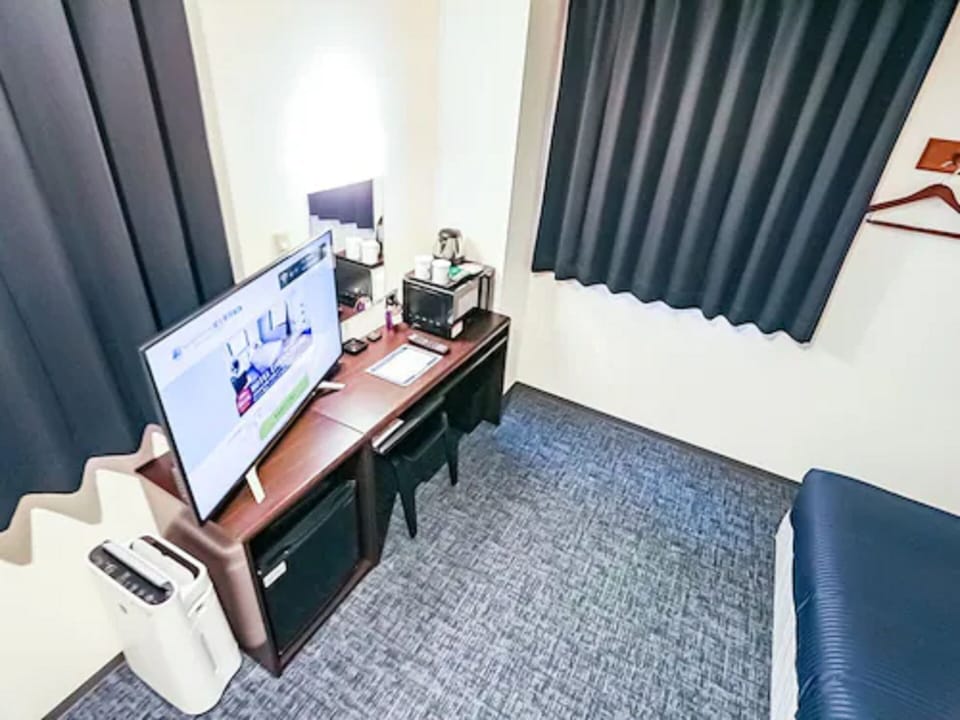 Individually decorated, desk, iron/ironing board, free WiFi