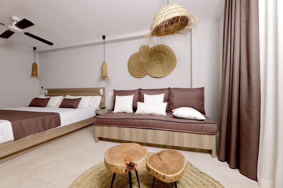 Superior Double Room, Terrace (Eques) | Minibar, in-room safe, desk, laptop workspace