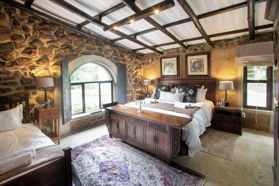 Garden Villa | Egyptian cotton sheets, premium bedding, individually decorated