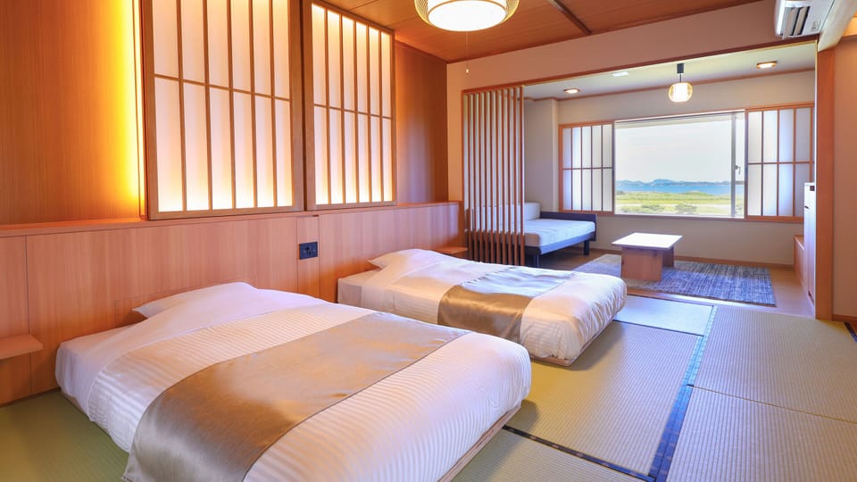 Superior Japanese-Style Bed, 10 Tatami-mats (3 People), Non Smoking | In-room safe