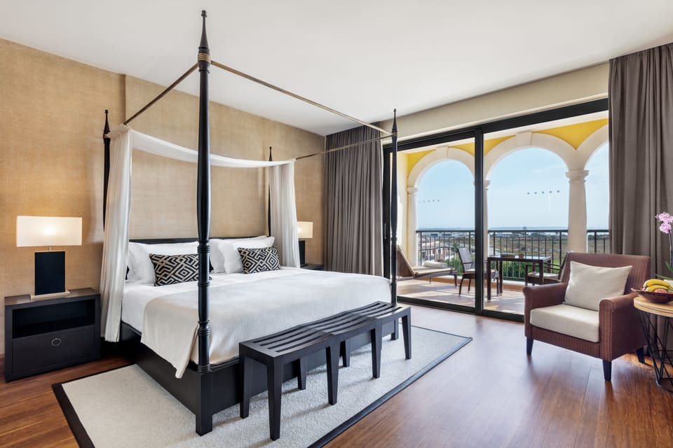 Classic Double Room | Hypo-allergenic bedding available, down comforters, in-room safe, desk