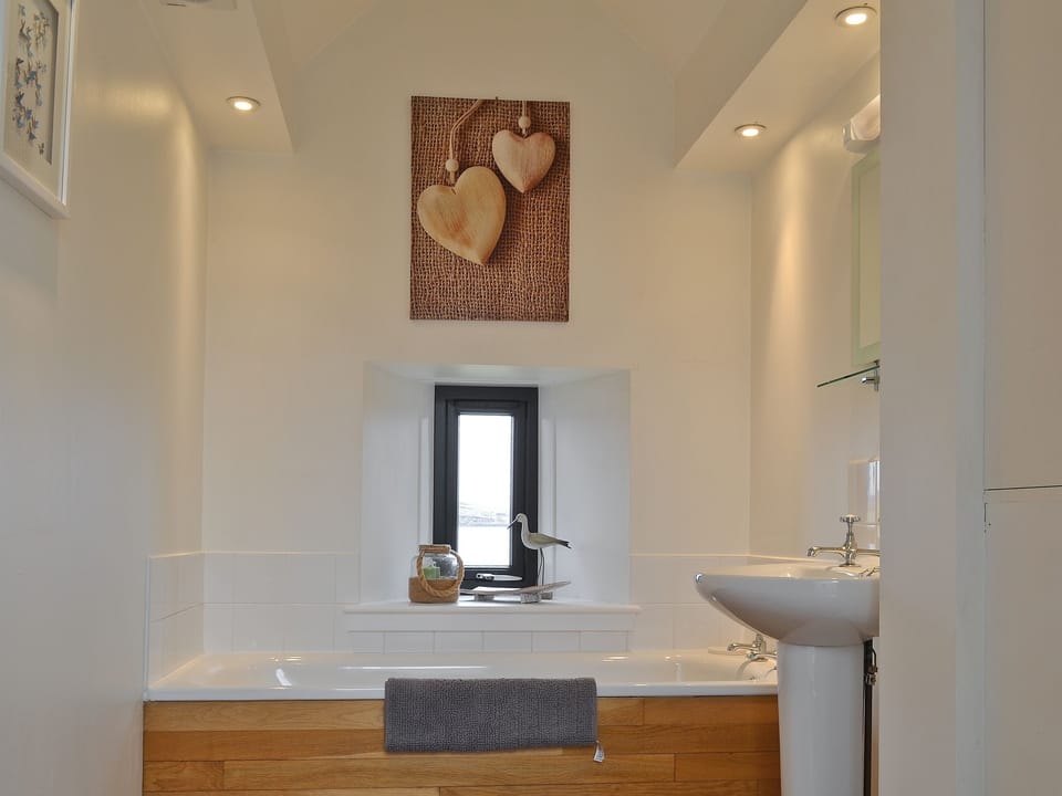 Bathroom | Greep, Roag, Isle of Skye