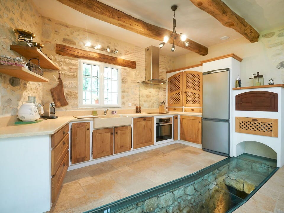Property, Room, Countertop, Furniture, Building, Interior Design, Kitchen, Cabinetry, Ceiling, Floor