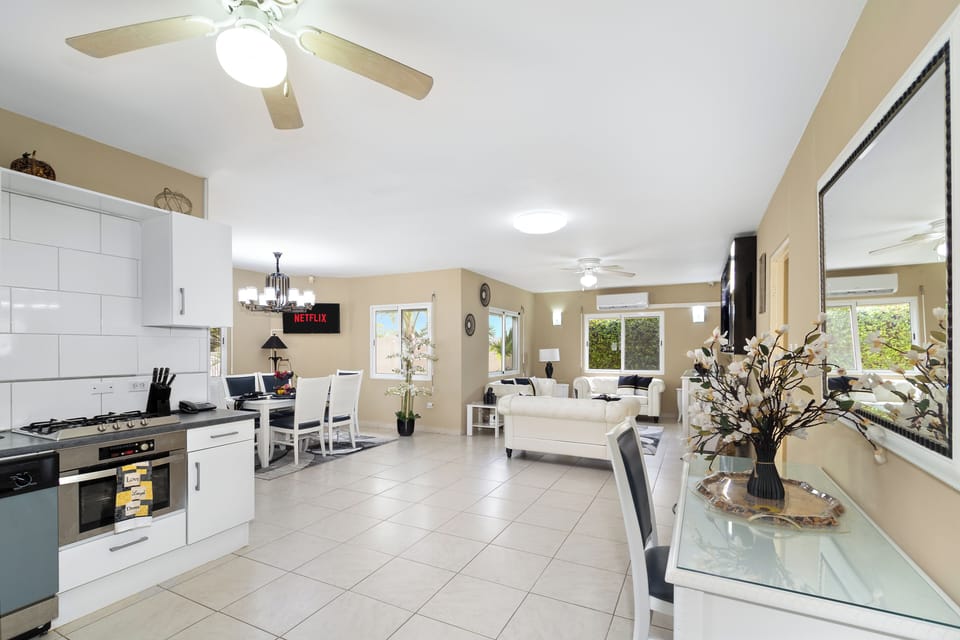 Kitchen & living room