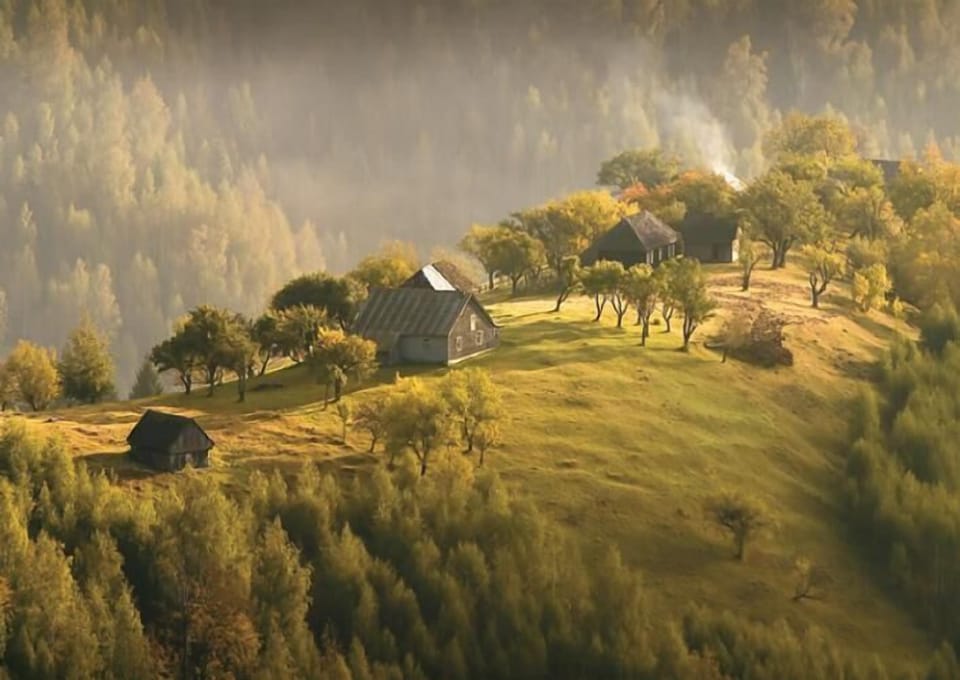 In the mountain meadows • Casa Vale - 5 vacation rentals Romania Transylvania