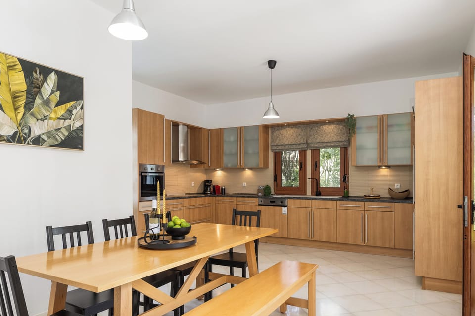 Fully equipped kitchen with modern supplies for easy use!