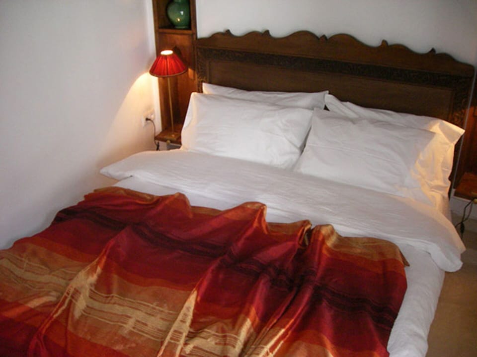 Professional Bedding - Best White Egyptian Cotton Sheet, made for Dar Eva