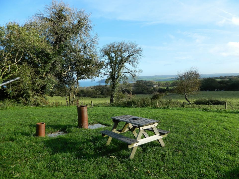 Large private garden overlooking the sea