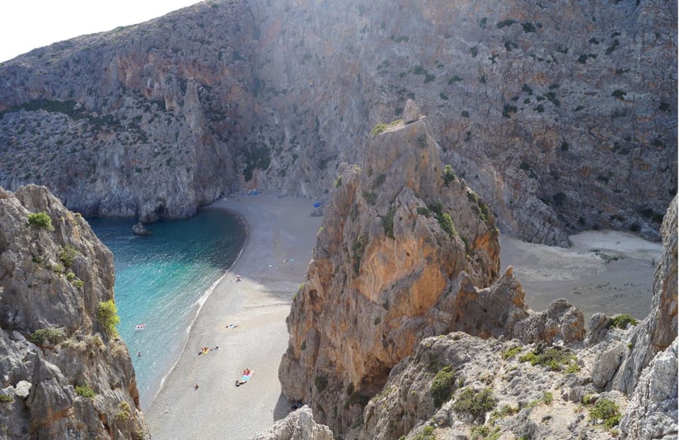 Agiofaraggo Beach