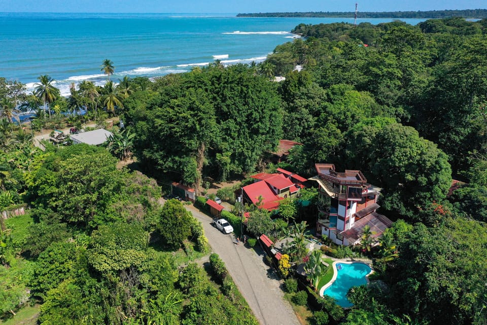 2 minutes walk from the beach
