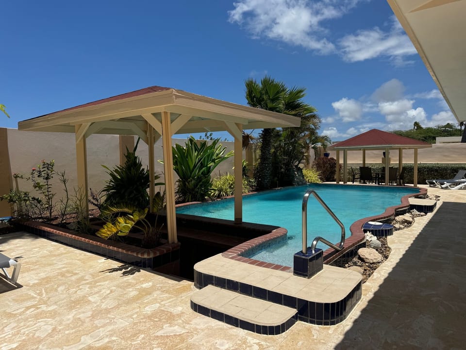 Arubahouse Pool Area