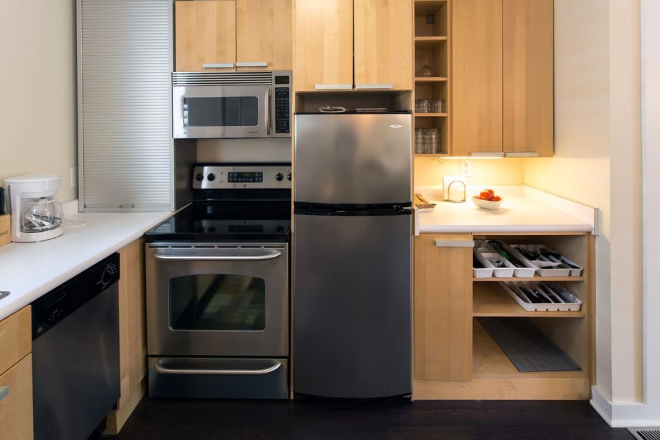 A fully stocked kitchen is ideal for long, or short-term stays.